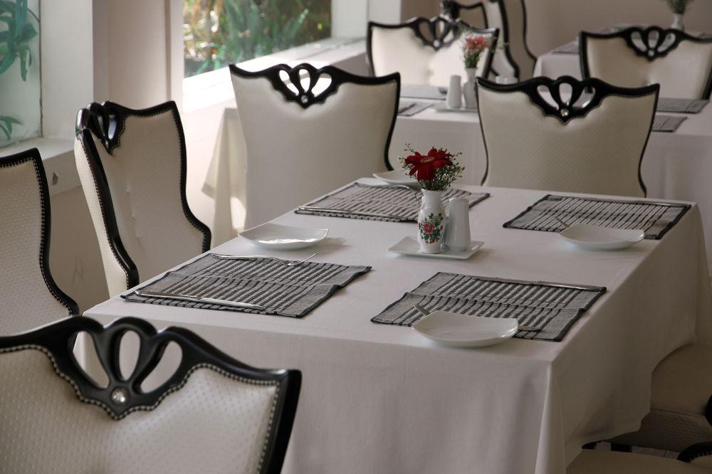 Royal Castle Hotel Νεγκόμπο Εξωτερικό φωτογραφία