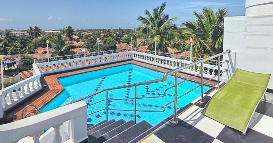 Royal Castle Hotel Νεγκόμπο Εξωτερικό φωτογραφία