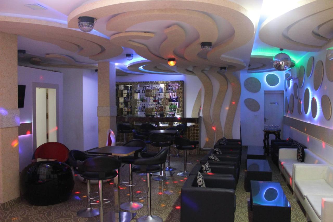 Royal Castle Hotel Νεγκόμπο Εξωτερικό φωτογραφία