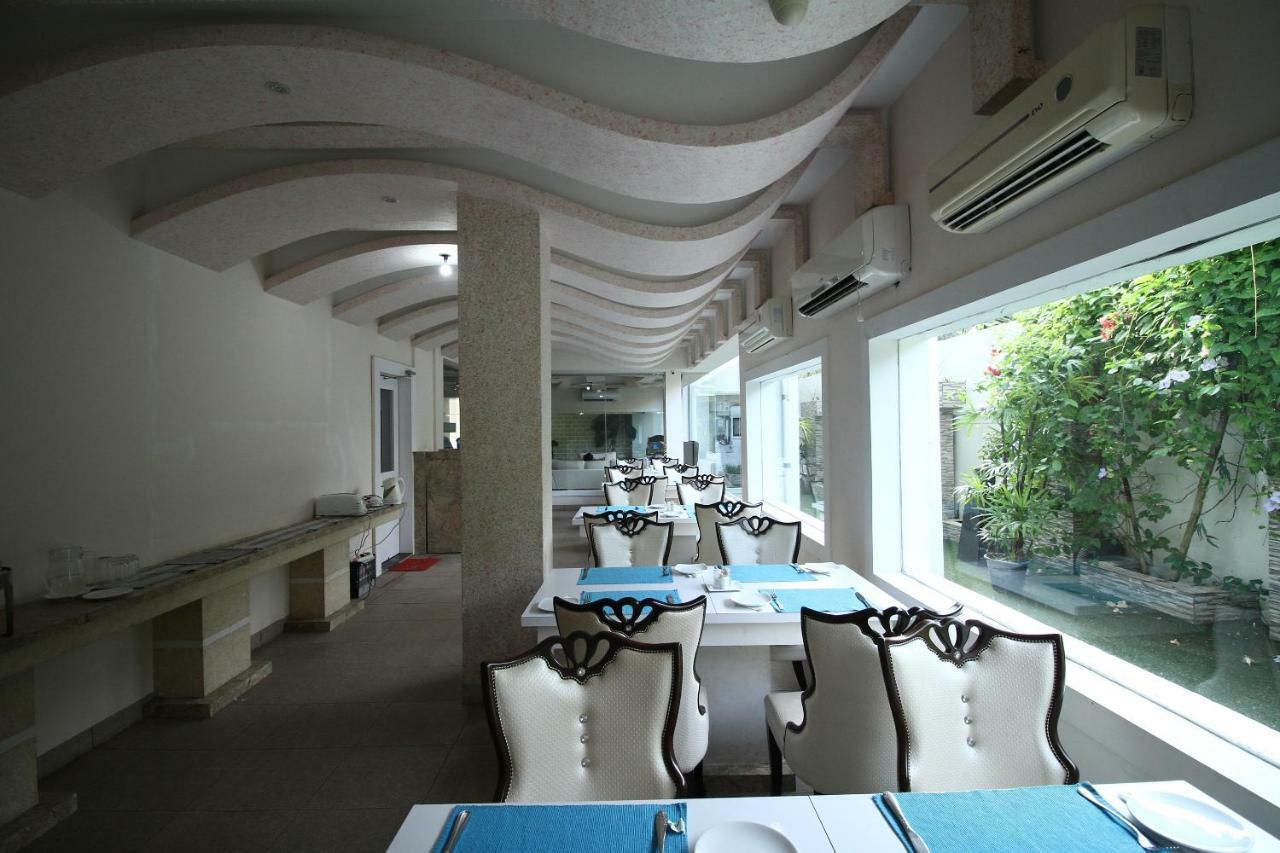 Royal Castle Hotel Νεγκόμπο Εξωτερικό φωτογραφία