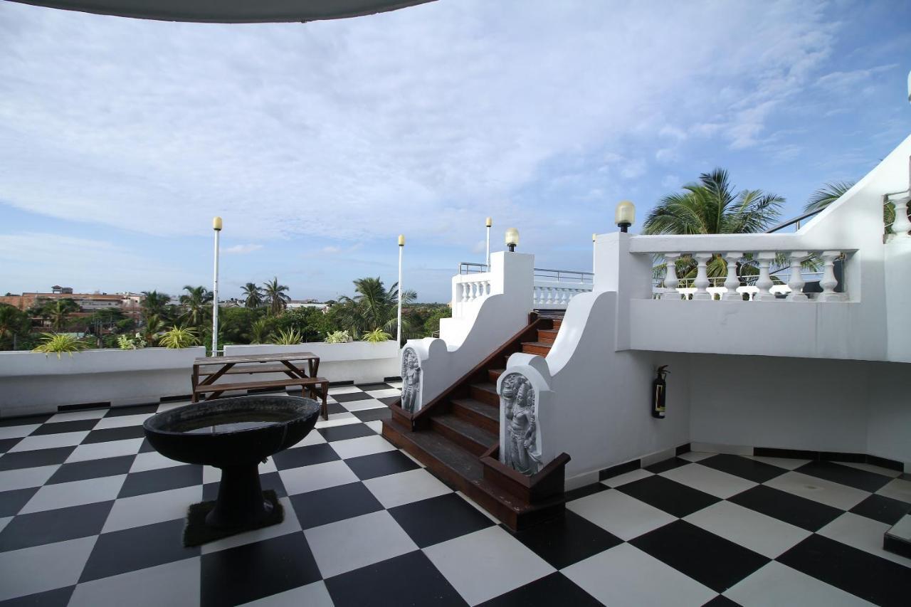 Royal Castle Hotel Νεγκόμπο Εξωτερικό φωτογραφία
